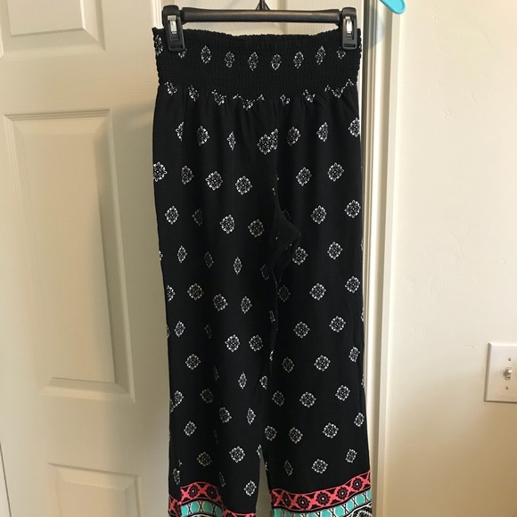 Flowy Pants - Picture 1 of 4
